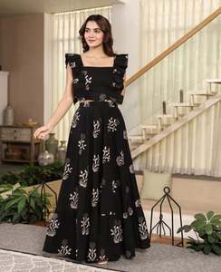 เดรสยาวออกงานกลางคืนแบบผ่าข้าง แขนกุด ดีไซน์หรูหราสำหรับผู้หญิง สินค้ามาใหม่ เดรสแขนกุดคอเหลี่ยมสไตล์โพลีนีเซียนสุดเซ็กซี่  ที่ดีที่สุด - Product Image 1