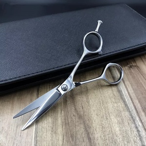 Ciseaux de coiffure professionnels en acier inoxydable pour salon de beauté, avec logo personnalisé, design pliable, pour droitiers, à pointe arrondie - Product Image 6