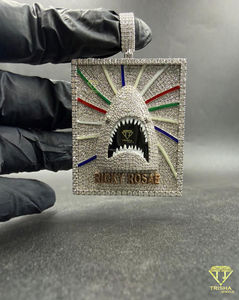 จี้รูปปากฉลามประดับเพชรโมอิสซาไนต์แบบ Iced Out พร้อมสลักชื่อตามสั่ง ริคกี้ โรเซย์ สร้อยคอฮิปฮอปสุดหรู - Product Image 1