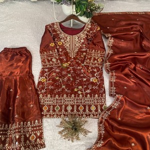 ชุดเซ็ตเสื้อปักเลื่อมดีไซน์เนอร์ VASTRA COTTAGE พร้อมผ้าคลุมไหล่และชุดซับในไมโคร สำหรับงานปาร์ตี้ ชุดสไตล์ชาติพันธุ์ - Product Image 6