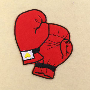 Parche Bordado de Guantes de Boxeo Rojos, Estilo Anime y Dibujos Animados, Lindo Aplique de Tela para Prendas - Product Image 1