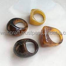 2025 nouveauté à la mode Transparent résine bague de fiançailles bande colorée à la mode accessoires Style classique bijoux - Product Image 6