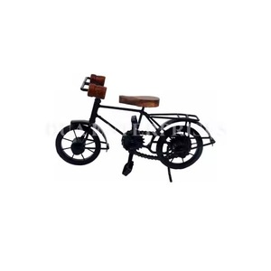 Escultura de Bicicleta de Hierro Hecha a Mano y Ecológica con Cesta, Decoración Rústica Moderna para Mesa de Estilo Farmhouse, Pieza de Arte para Sala de Estar - Product Image 2