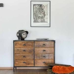 Cómoda antigua estilo Vandana Ivory Line en madera y metal - Product Image 1