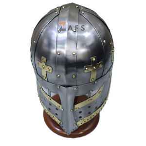 Casco Vikingo Medieval Hecho a Mano, Armadura de Caballero de Acero Suave con Detalles en Latón, Correa de Cuero Ajustable para Adultos - Product Image 5