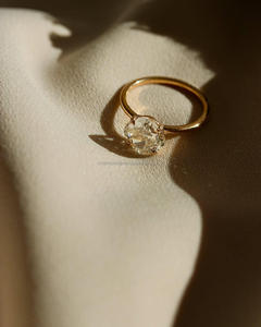 Anillo de Compromiso y Matrimonio Arin Eternity con Diamante Cultivado en Laboratorio con Corte Cojín, Certificado IGI/GIA, Oro Amarillo de 14k, Regalo para Mujer para Fiestas, Aleación - Product Image 2