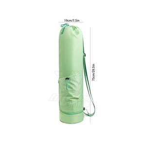 Bolsa de yoga para un estilo de vida activo con amplio espacio de almacenamiento y opciones de transporte convenientes para el entrenamiento - Product Image 4