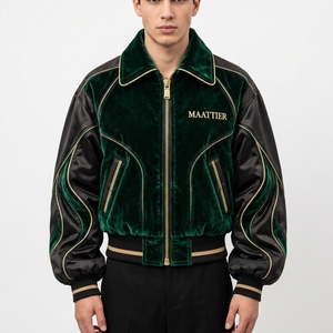 Chaqueta bomber de terciopelo verde para hombre con mangas de imitación cuero negro, ribetes dorados, estilo retro de lujo, con cremallera, personalizada, al por mayor. - Product Image 1