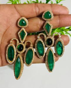 Pendientes Largos Geométricos de Lujo con Aspecto de Gema Verde Oscuro, Chapados en Oro, con Pedrería, Joyería de Moda para Mujer, Novia - Product Image 4