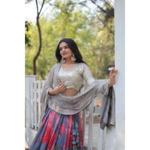 Faux Georgette imprimé numérique avec fil à paillettes lourd travail brodé Lehenga choli - Product Image 4