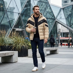 Veste matelassée à capuche beige et noire pour homme, veste d'hiver chaude et matelassée, veste d'extérieur légère et imperméable One Apex - Product Image 6