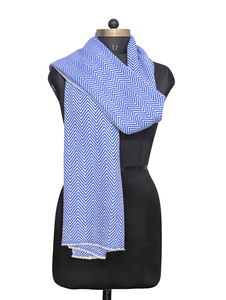 Mejor Bufanda Azul Zigzag para Mujer, 28x80 Pulgadas, Hecha a Mano con Lana y Acrílico, Chal de Invierno Cómodo de Fibra Suave de Alta Calidad - Product Image 2