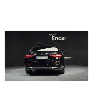 Mercedes-Benz Classe C C300 4MATIC Avantgarde 2024, 15 741 km, boîte automatique, conduite à gauche, caméra de recul - Product Image 4