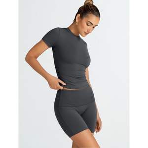 Trendy Queen Womens 2 pièces d'entraînement et pour les ensembles de salon Tenues de gymnastique d'été Noir et Gris XL-Short et haut assortis - Product Image 5