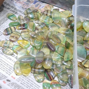 พลอยฟลูออไรต์ธรรมชาติแบบคาโบชอง หลายสี หลายรูปทรง ขนาดฟรีไซส์ สำหรับทำเครื่องประดับ - Product Image 4