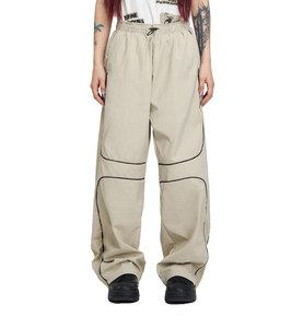 Nueva Chaqueta Cortavientos Unisex de Nailon Lisa, Corte Regular, con Dobladillo, y Pantalones de Nailon de Pierna Ancha de Corte Regular - Product Image 1