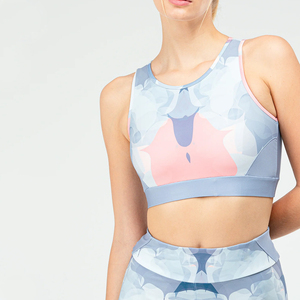 Conjuntos de Yoga de 2 Piezas Personalizados, Reversibles, con Estampado por Sublimación, Talla Grande, Cintura Alta, Bra Deportivo y Leggings para Mujer - Product Image 3