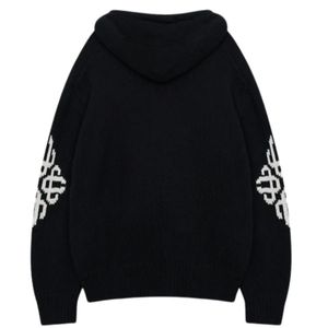 Sweat à capuche zippé en tricot épais noir avec logo brodé, tricot doux et confortable, idéal pour le streetwear décontracté - Product Image 2