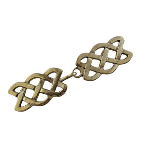 Cierre de capa con nudo celta medieval de latón fundido, herraje decorativo de metal fundido a presión, cierre de nudo TT-7901 M - Product Image 1