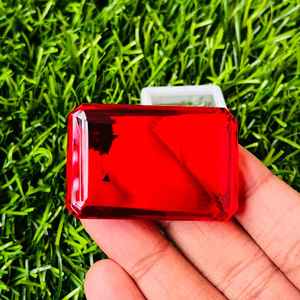 Zafiro Rojo Sintético, Cuarzo, Corte Esmeralda, Creado en Laboratorio, con una Rica Variedad de Colores, Belleza Exclusiva, Joyería Fina Versátil - Product Image 1