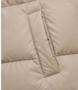 Chaqueta Acolchada Beige para Hombre con Cuello Alto y Cierre de Cremallera - Product Image 3