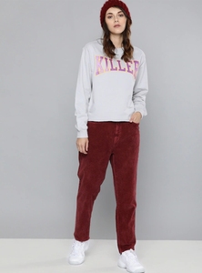 Sweat-shirt gris à col rond pour femme avec imprimé Purple Killer, manches longues, haut décontracté respirant en tricot 100% coton, vêtement d'automne - Product Image 3