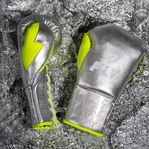 ถุงมือชกมวยขายดี ถุงมือชกมวย Fly Boxing Gloves คุณภาพสูง หนัง PU แบบเต็มนิ้ว ผูกเชือก สำหรับผู้ใหญ่ อุปกรณ์ชกมวย - Product Image 3