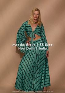 Ensemble jupe longue imprimée deux pièces pour femme, haut court à col en V avec nœud sur le devant et jupe longue fluide, tenue d'été bohème - Assortiment varié - Product Image 6