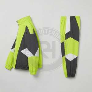 Chaqueta Cortavientos Impermeable Ligera de Invierno al por Mayor, Chaqueta con Logotipo Personalizado OEM para Senderismo, Correr y Deportes al Aire Libre - Product Image 4