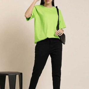 Camiseta de Manga Corta con Cuello Redondo Extra Grande para Mujer, Color Verde Sólido, Corte Holgado, Tejida, 100% Algodón, Transpirable, Top de Primavera/Verano - Product Image 3