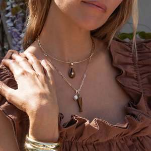 Dr. Gioielli all'ingrosso: Ciondolo a forma di <span class=keywords><strong>pesce</strong></span> colorato in acciaio inossidabile placcato oro 14K, anallergico, per donna, collezione estiva a tema oceano - Product Image 4