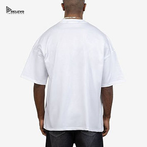 เสื้อยืดคอกลมทรงหลวมสไตล์ลำลองสำหรับผู้ชาย ผ้าเจอร์ซีย์คอตตอน 220 กรัม ระบายอากาศได้ดีด้วยผ้าฝ้าย 100% เหมาะสำหรับฤดูร้อน - Product Image 3
