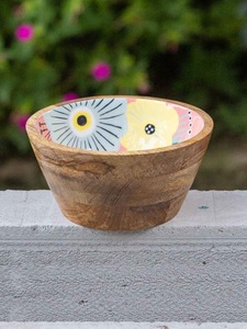 ชามเคลือบเงาอย่างสวยงาม พร้อมลายไม้ตกแต่ง สำหรับใช้บนโต๊ะอาหาร ตกแต่งบ้าน และเป็นของขวัญ - Product Image 2