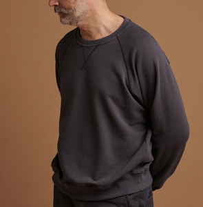 Sweat-shirt à capuche personnalisé, manches longues, coupe confortable, style streetwear moderne - Product Image 2