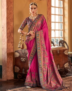 Sari Banarasi de Poliviscosa KV con Estampado Paisley (Rosa) - Product Image 4