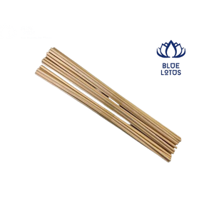 Bâtonnets diffuseurs en rotin naturels, faits à la main, sans alcool, écologiques, sans plomb, cylindriques et longs de BLUE LOTUS FARM - Product Image 1