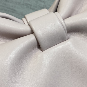 Bolsos de mensajero de cuero de nuevo diseño para primavera/verano 2026, mini bolsos de mano de moda con lazo, bolsos tote hobo con cadena. - Product Image 3