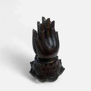 Estatua Budista de Madera a Precio Razonable, Mano de Buda en Oración, Figura con Gesto de Mano, Diseño Tradicional para Sala de Estar u Hotel - Product Image 6