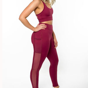 Leggings de yoga para mujer, diseño de material suave, fresco y cómodo, tela transpirable, el mejor material para gimnasio, servicio OEM. - Product Image 3