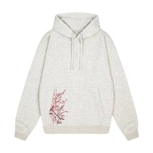 Sudadera con capucha bordada de inspiración streetwear con materiales premium y diseños de costuras detalladas. - Product Image 5