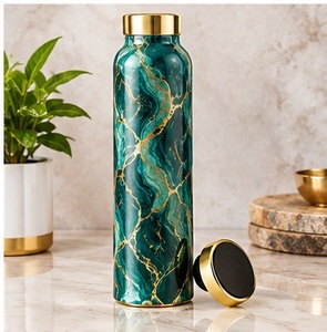 Botella de Agua Moderna de Lujo con Diseño de Mármol, Acero Inoxidable, Tapa Dorada, Portátil para Viajes - Product Image 1