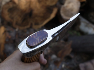 Hache de camping artisanale en acier au carbone LEGACY BLADES, manche en bois, outil de découpe industriel, fournisseur de marques privées - Product Image 4
