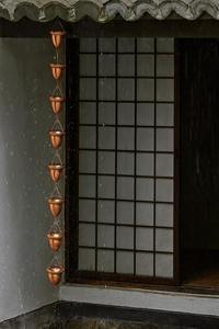 Chaînes de pluie décoratives en cuivre en forme de seau, en métal, pour le jardin, pour l'irrigation des plantes et la récupération des eaux de pluie - Product Image 5