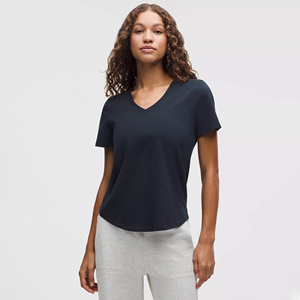 Latest Design Customized Women V-<b>neck</b> T-shirts Whole Sale <b>Light</b> Weight In Affordable Price Oem Women V-<b>neck</b> T-shirts with Quick - Product Image 1