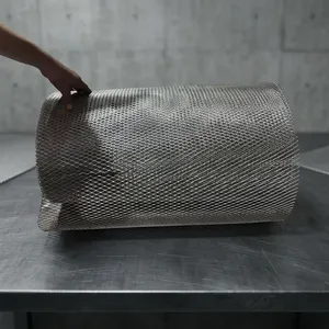 Lámina de Malla Metálica Expandida de Aluminio Anodizado Ligero para Rejillas de Refrigeración, Ventilaciones de Enfriamiento y Protectores de Seguridad Industriales - Product Image 6