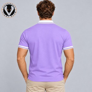 Chemises polo contemporaines pour hommes, construction confortable, design élégant et décontracté, pour les voyages d'affaires et les loisirs. - Product Image 2