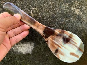 Traditional Chinese <b>Shell</b> Spoon With <b>Mirror</b> Polish Long Handle Durable Design For Presents - Product Image 1