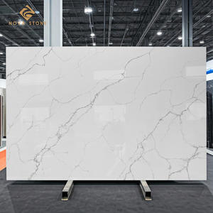 Panneaux muraux de douche en pierre de quartz mince NV762, panneaux arrière de meuble-lavabo, revêtements de baignoire, dalles de pierre de quartz technique - Product Image 1