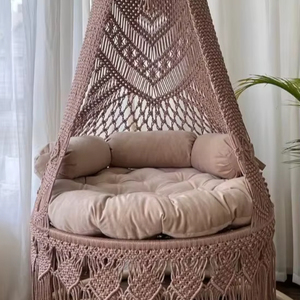 Fauteuil suspendu en macramé fait main : hamac en coton bohème, chaise suspendue en corde - Product Image 1