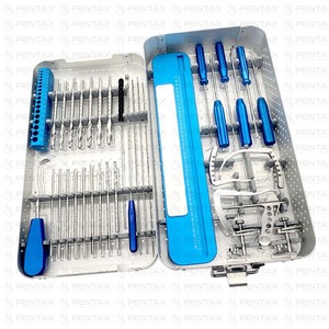 ชุดเครื่องมือผ่าตัดข้อเข่าแบบส่องกล้องสำหรับซ่อมแซมเอ็นข้อเข่า ACL/PCL ระดับมืออาชีพ ได้รับการรับรองมาตรฐาน CE โดยเพนแท็กซ์ เซอร์เจอร์คัล - Product Image 1